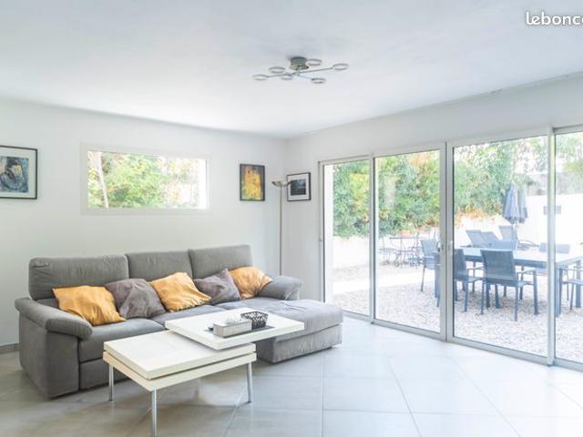 Superbe Villa Eoure