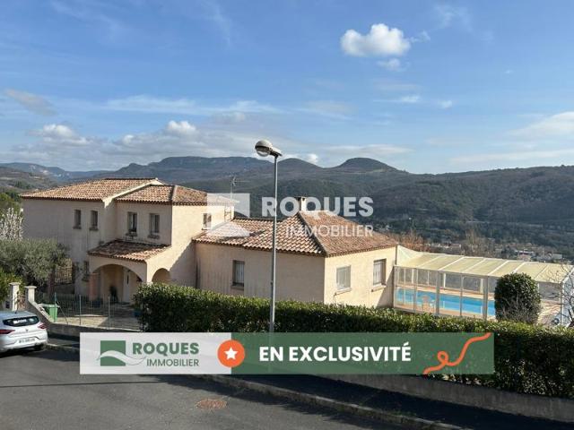 Superbe villa F5, 160 m2 habitables sur 1262 m2 de terrain