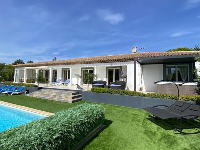 SUPERBE VILLA PLAIN PIED 8 PIECES
