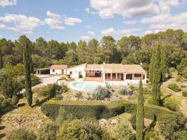 Superbe villa privée avec vue panoramique 152m² Entrecasteaux