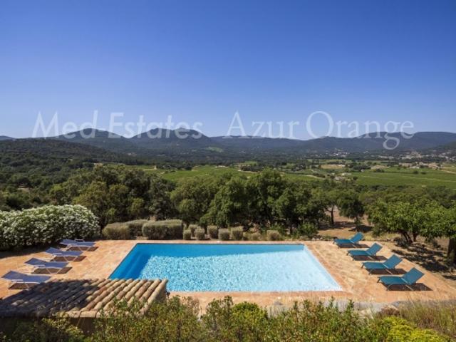 Superbe villa provençale avec piscine à Le Plan de la Tour