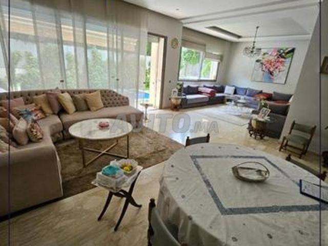 Superbe villa résidence sécurisée à Dar Bouazza