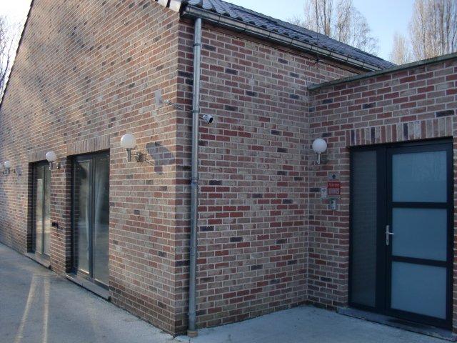 Superbe villa semi plain pied en 4 façades construction 2013