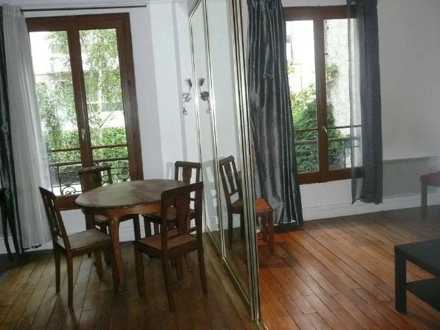 Superbe 2/3 pièces meublé 45m² au calme sur jardin
