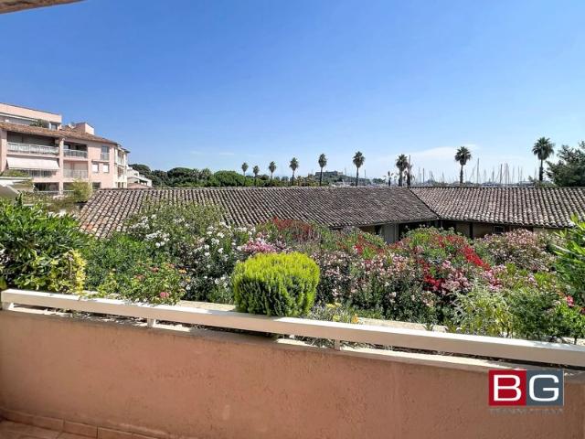 Superbe 2 pièces avec terrasse au cœur d’Antibes
