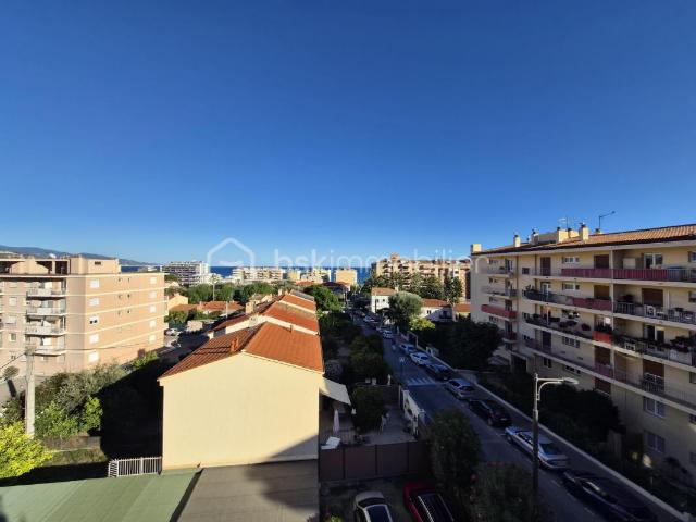 Bel appartement de 60 m² 2 pièces a vue mer panoramique