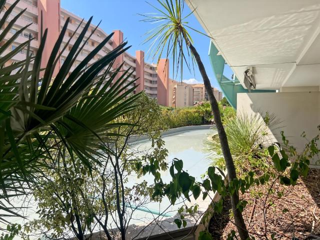 Superbe 2 pièces traversant avec vaste terrasse – Fréjus Plage – Prestations de standing