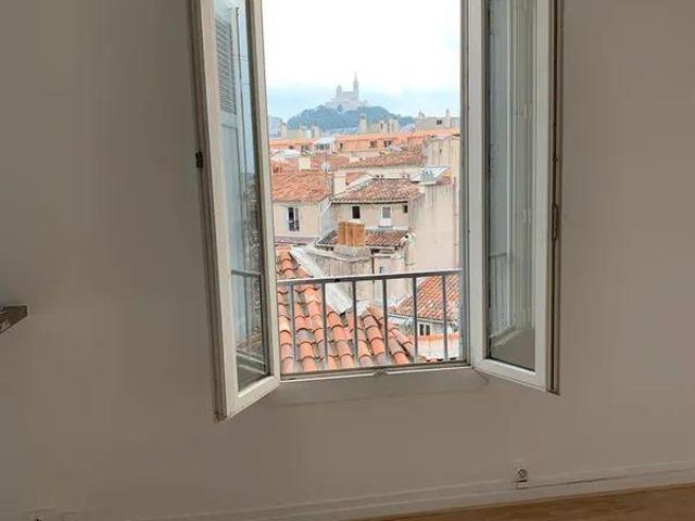 Superbe 2 Pièces 32m2 meublé avec vue à Noailles