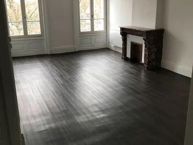Superbe 3 pièces 78m2 place Carnot à Saint Etienne