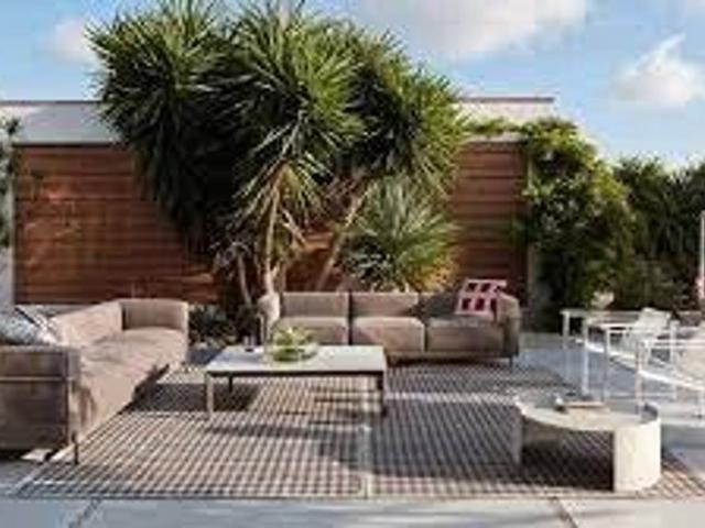 SUPERBE 5 PIECES AVEC GRANDE TERRASSE