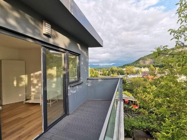 Superbes suites dans immeuble 3 min. Genève