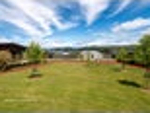 Superior building site in Kinloch