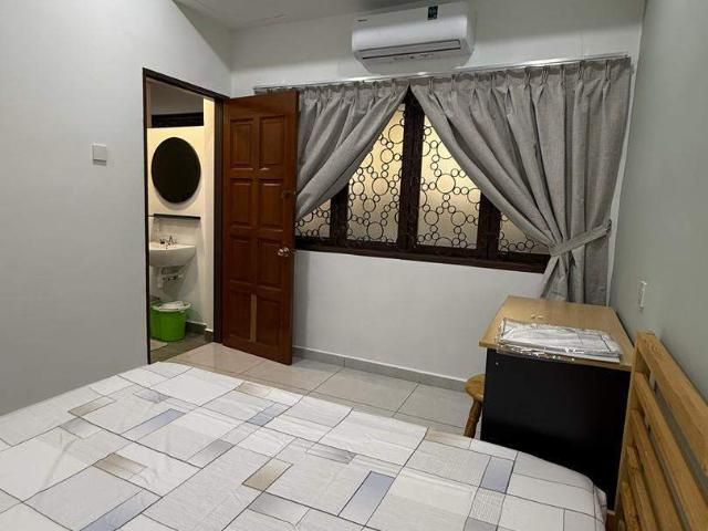 Superior Rooms @ SS2 Near Park, Chow Yang