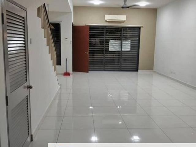 Superlink House For Sale In Sentul