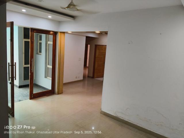 Supertech Livingston 3 Bedroom 1100 Sq. Ft. Apartment in Sain Vihar Ghaziabad Listing ID: #9860