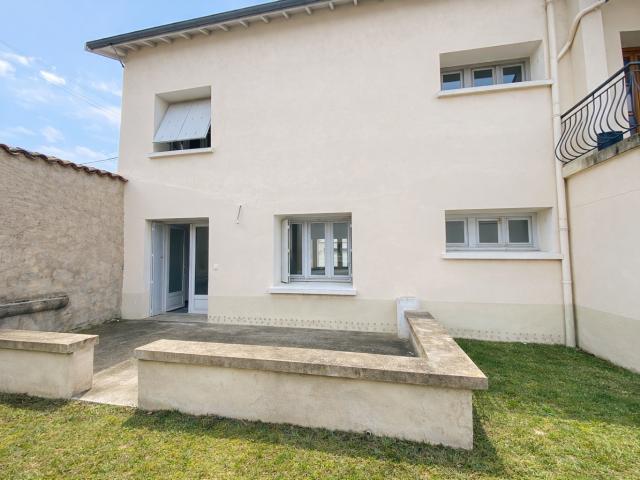 Sury le Comtal Vente Appartement 42