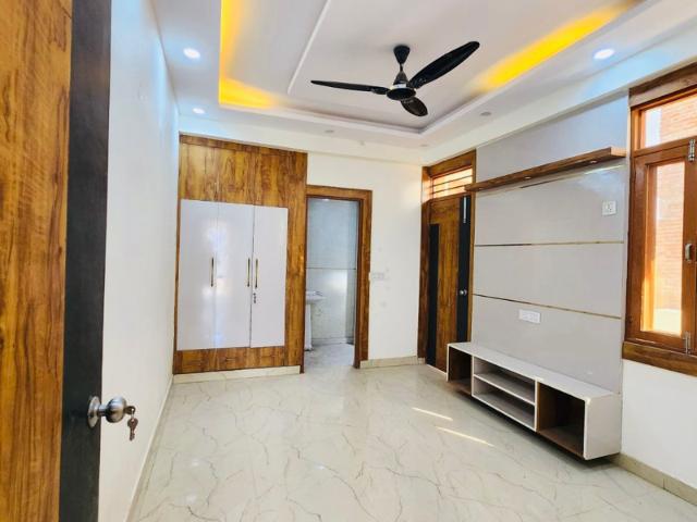 Surya Height, Dwarika City, Near Samtel, Gautam Budhha Nagar 3 Bedroom 1400 Sq. Ft. Builder Floor in Lal Kuan Ghaziabad Listing ID: #10017