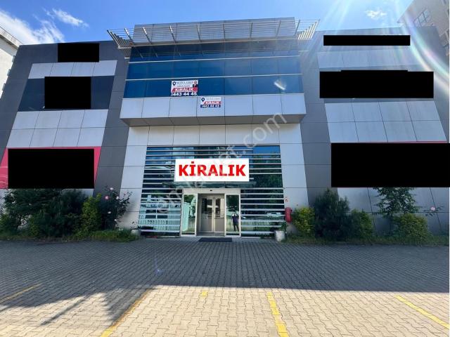 Suryapı Marka Avm Karşısında Her Türlü Ticarete 3.500 M² İşyeri