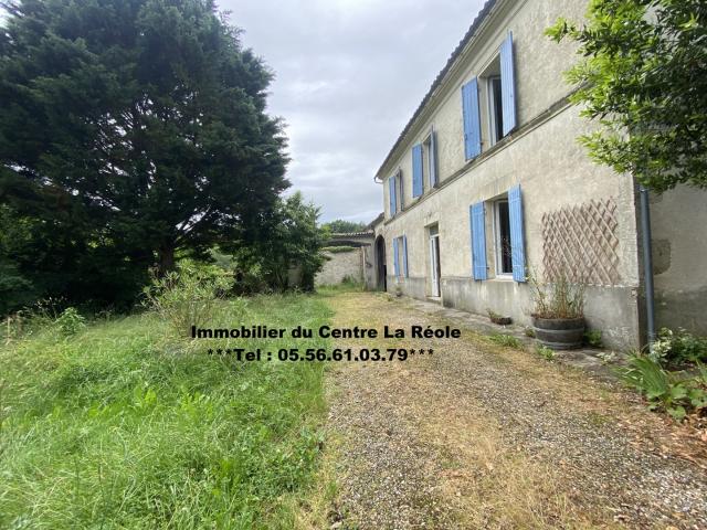 Sur 1,64 Hectare, maison girondine 155 M2 avec dépendance