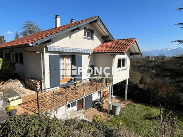 Sur la commune de Mornex, Maison d'habitation avec vue imprenable sur les montagnes