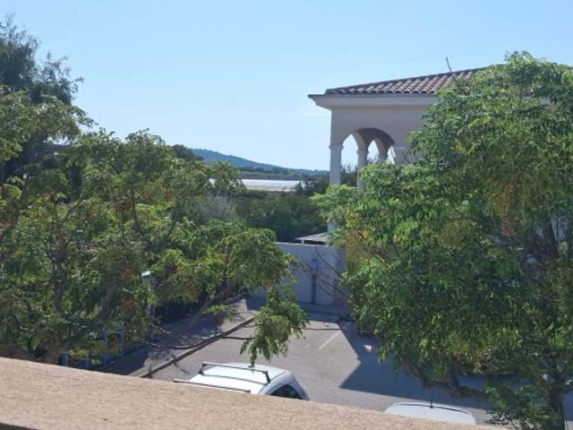 Sur la Presqu'île de Giens Quartier du Pousset Appartement T4 de