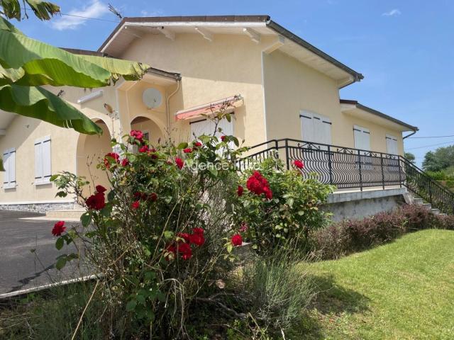 Sur Les Coteaux 10 Mn D'oloron Villa De Conception Plain. 119m² Oloron Sainte Marie