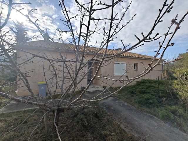 Sur les hauteurs de Limoux, Grande villa plain pied 144 m2 144m² Limoux