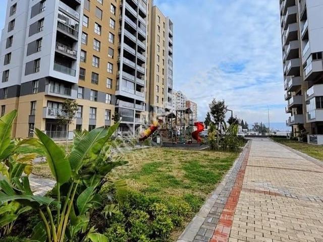 Sur Yapı'da Kiralık 3+1 | Ara Kat, Kapalı Mutfak&cam Balkonlu