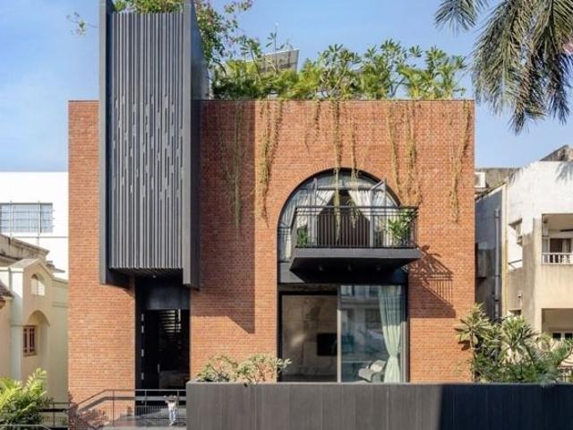 Surat 6+ Bedroom 550 Sq. Yd. Independent House in Adarsh Society Surat Listing ID: #10073