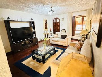 Surco, Urb. San Ignacio de Loyola Ampliación, casa en venta de 3 pisos
