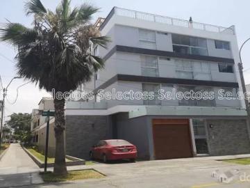 SURCO VENTA DPTO. ESTRENO FLAT 3 DORM. 3 BAÑOS 2 COCHERAS