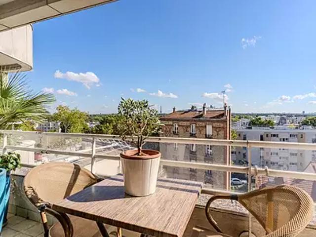 Suresnes 92150 Achat / Vente appartement 4 pièces t4 au dernier étage cave