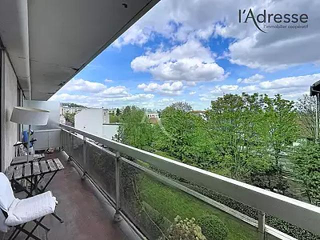 Suresnes 92150 Achat / Vente appartement 5 pièces t5 terrasse cave
