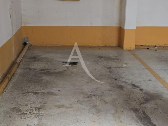 Suresnes Location Parking / Garage 92