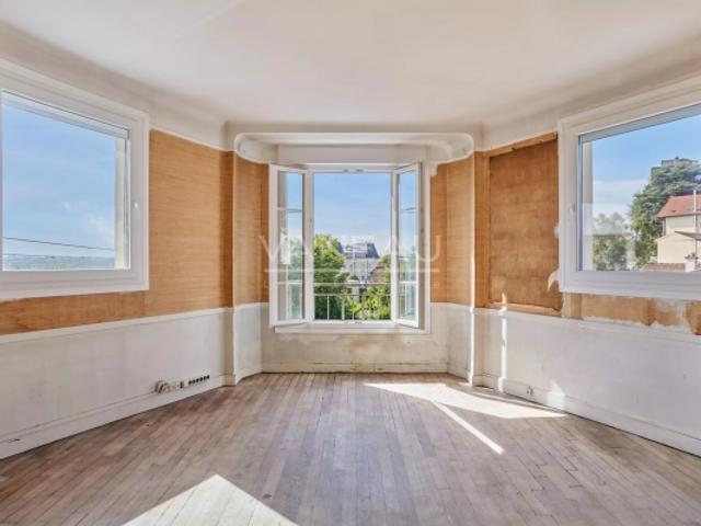 Suresnes Mont Valérien Appartement lumineux avec vue dégagée