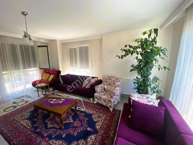 Süreyya Plajında Lüks 2+1 80 M² Selin Towers'ta Satılık Daire