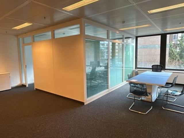 Surface bureau de 59m2 1er étage GBC