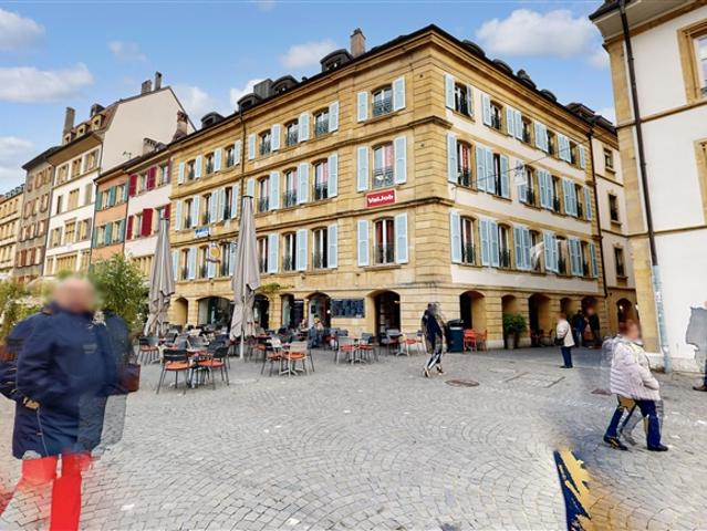 Surface bureau entièrement rénovée au coeur de Neuchâtel