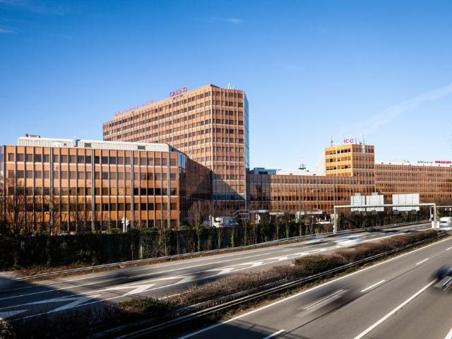 Surface de bureaux de 730 m2 rénovée au 4ème étage