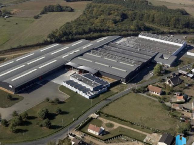 surface de 32000 m2 à vendre