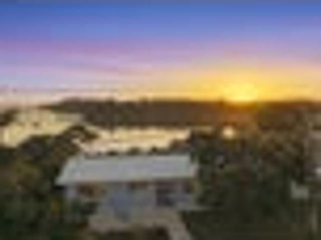 Surfdale, 3 bedrooms, $925 pw
