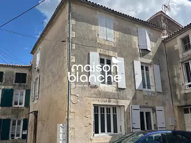 Surgères 17700 Achat / Vente immeuble