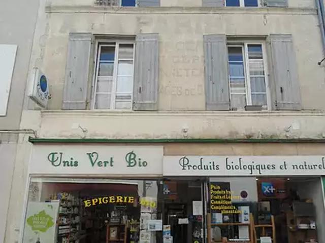 Surgères 17700 Achat / Vente immeuble