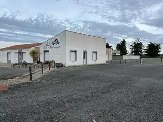 Surgères 17700 Achat / Vente immeuble