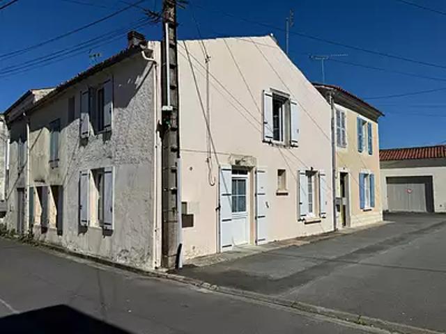 Surgères 17700 Achat / Vente maison 3 pièces t3