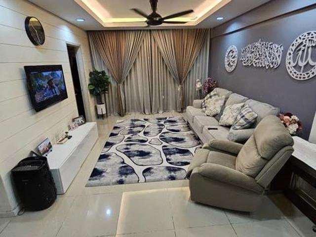 Suri Puteri Shah Alam Partial Furnished 3 Rooms 2 Baths 2 Parking