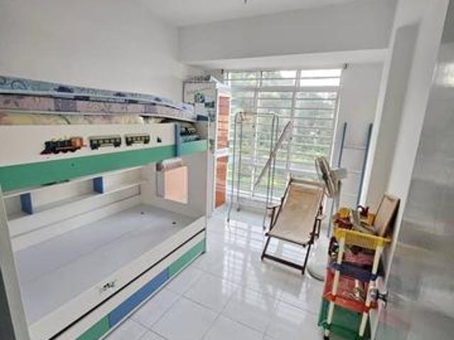 Suria Vista 700sf paya terubong freehold apartment