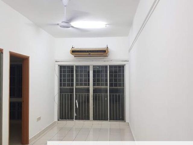 Suria Apartment