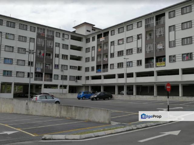 Suria Apartment