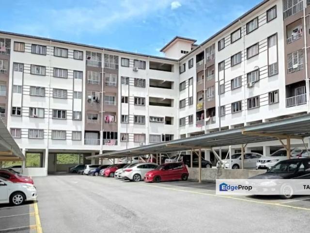 Suria Apartment